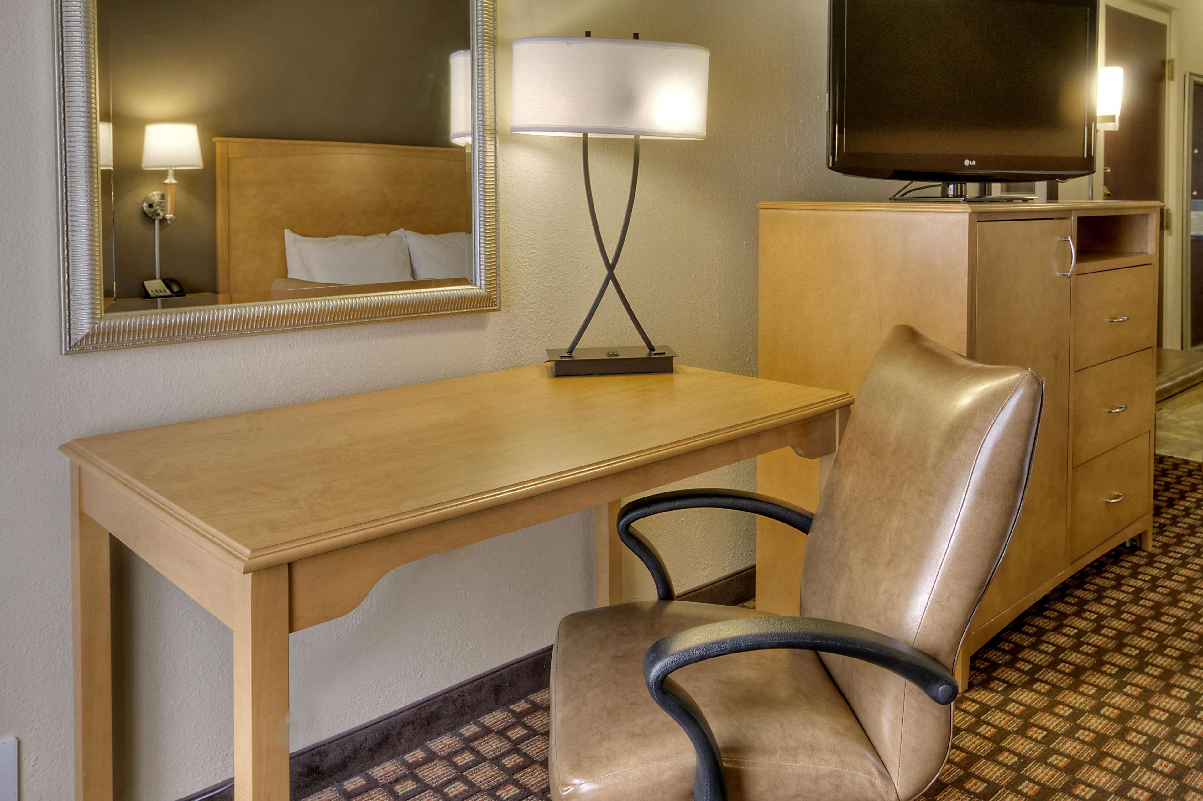 Hampton Inn & Suites Nashville-Vanderbilt-Elliston Place Exteriér fotografie