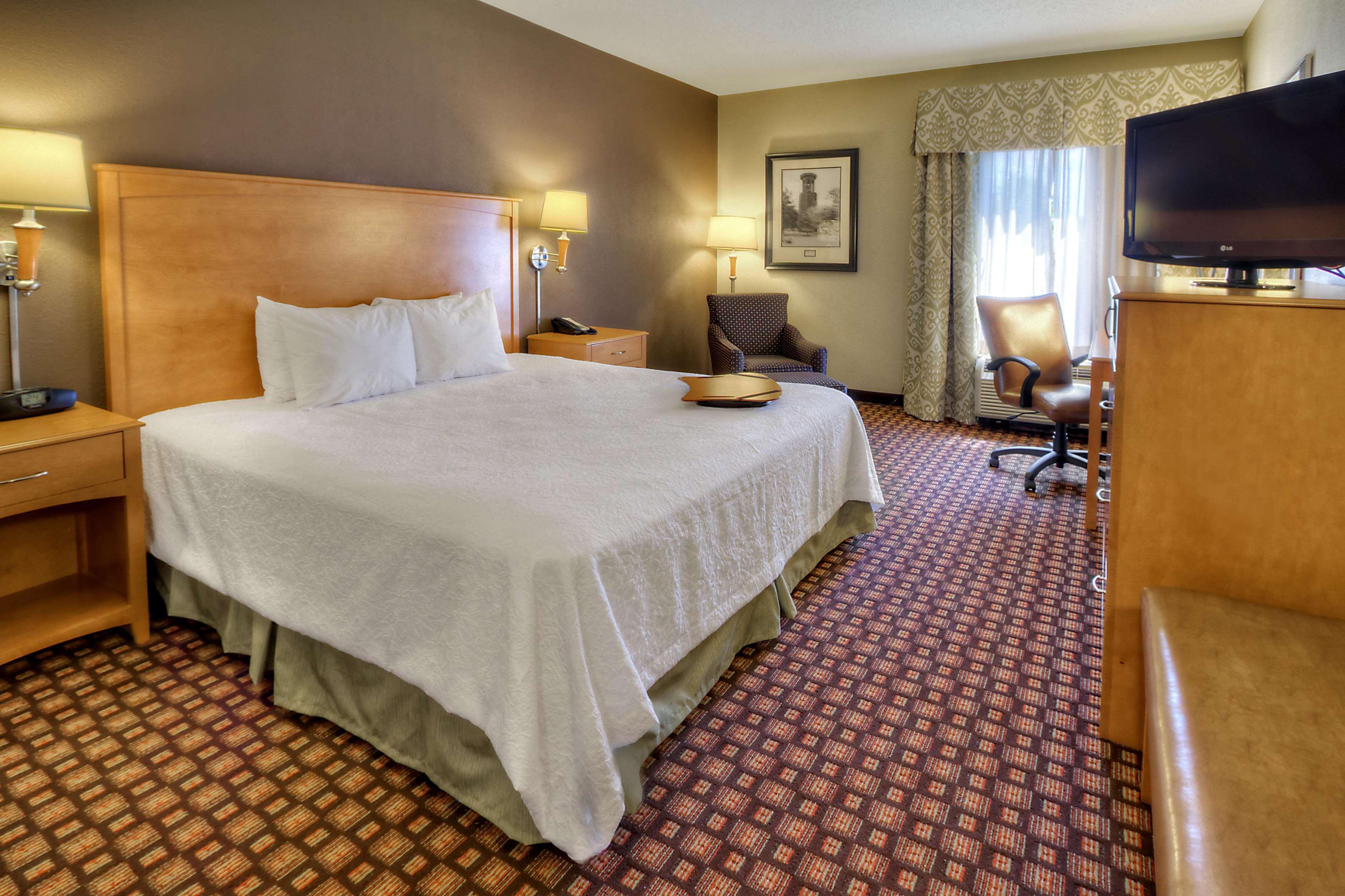 Hampton Inn & Suites Nashville-Vanderbilt-Elliston Place Exteriér fotografie