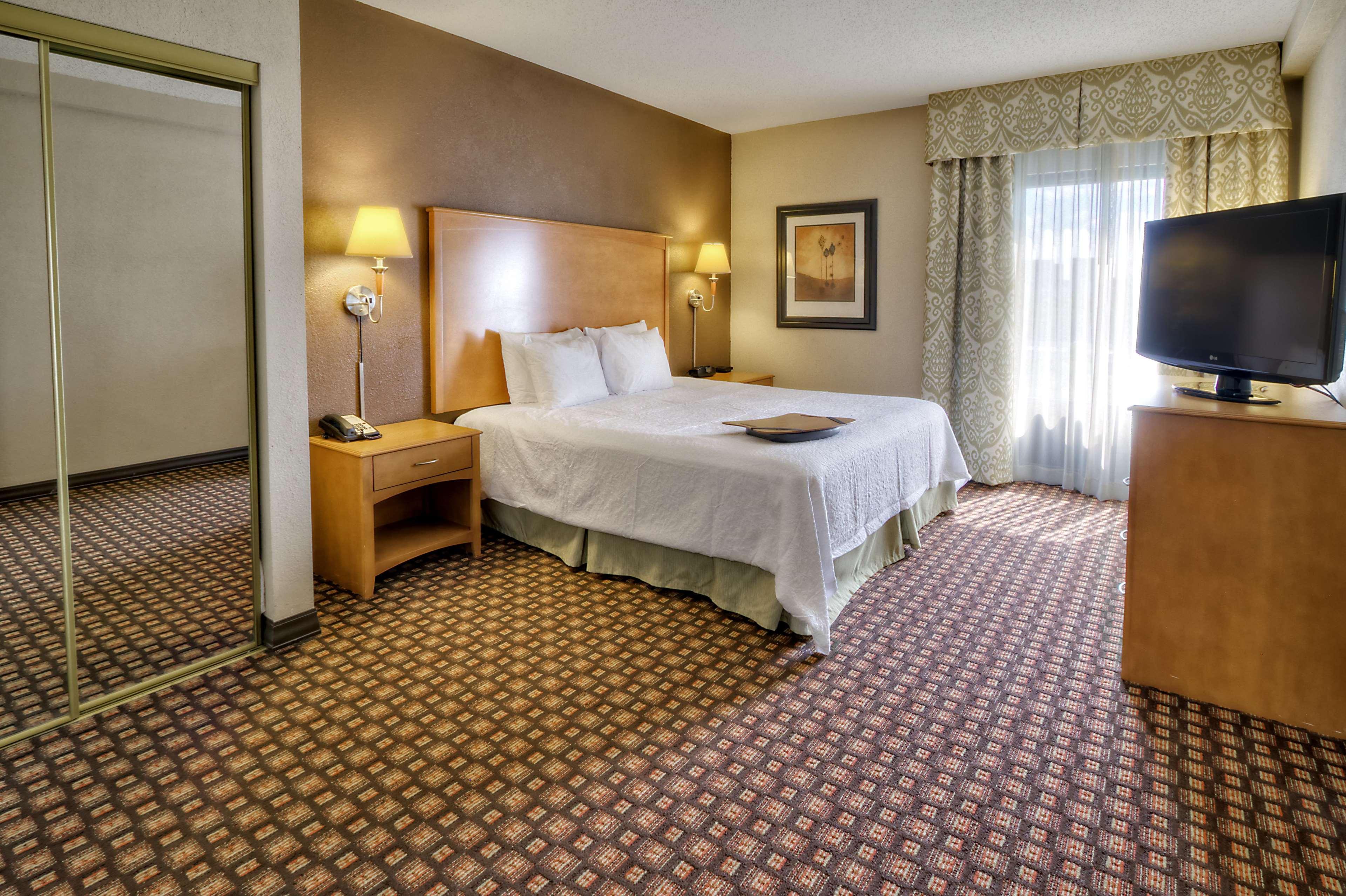 Hampton Inn & Suites Nashville-Vanderbilt-Elliston Place Exteriér fotografie