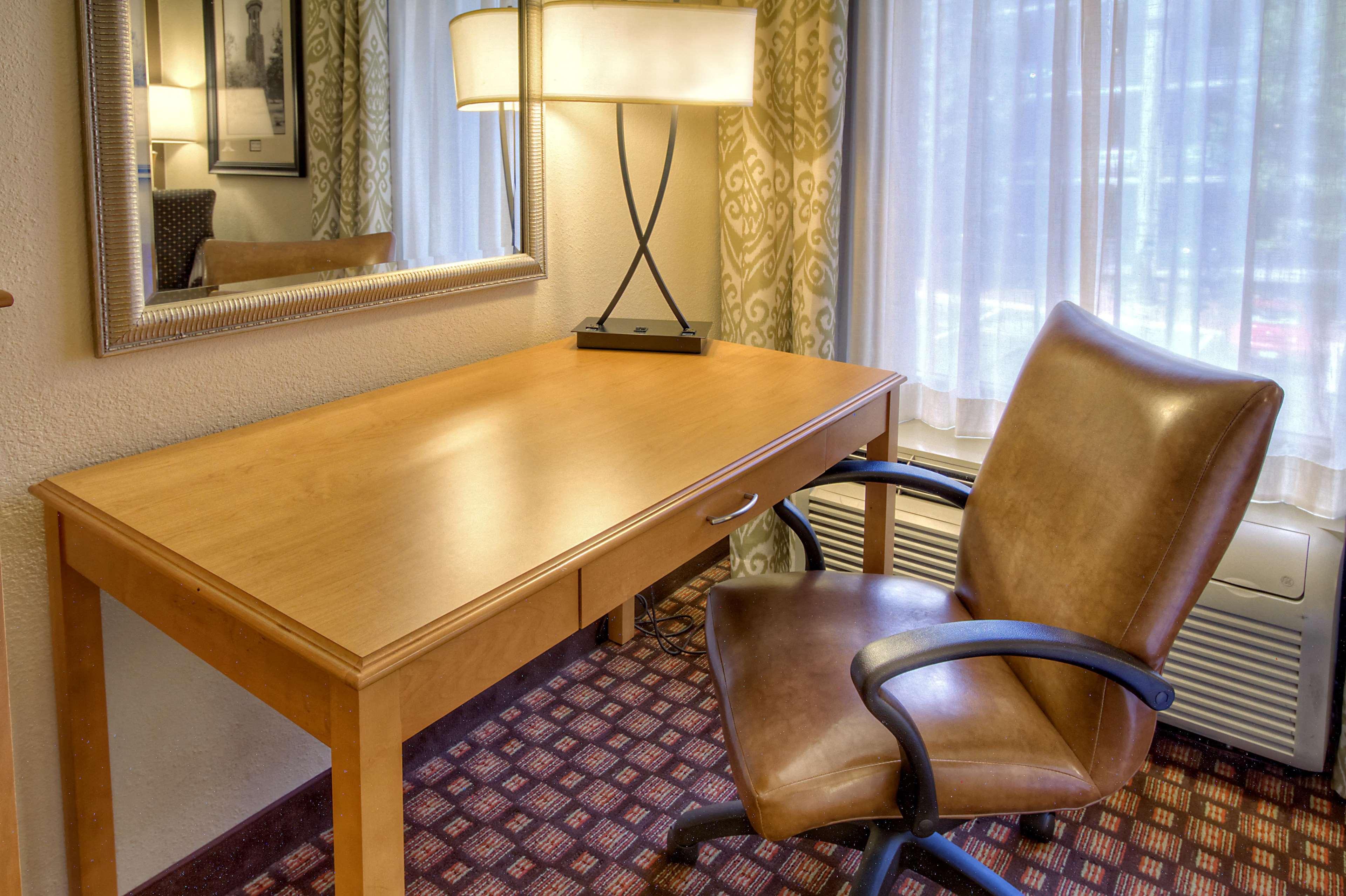 Hampton Inn & Suites Nashville-Vanderbilt-Elliston Place Exteriér fotografie