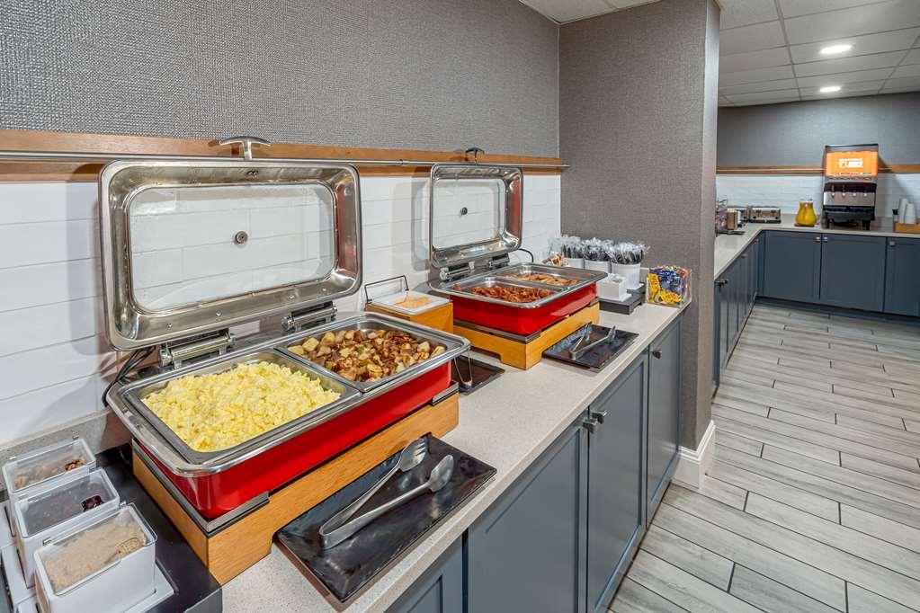 Hampton Inn & Suites Nashville-Vanderbilt-Elliston Place Restaurace fotografie