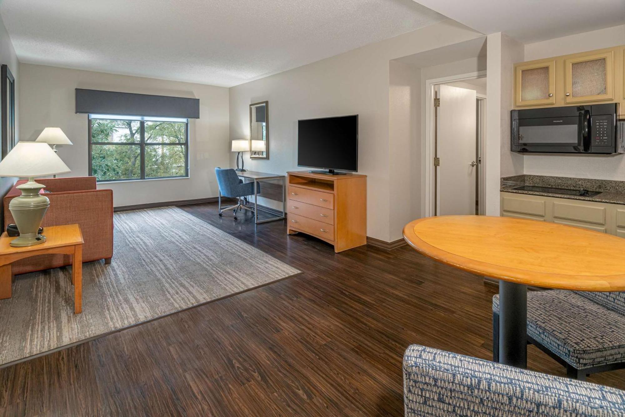 Hampton Inn & Suites Nashville-Vanderbilt-Elliston Place Exteriér fotografie