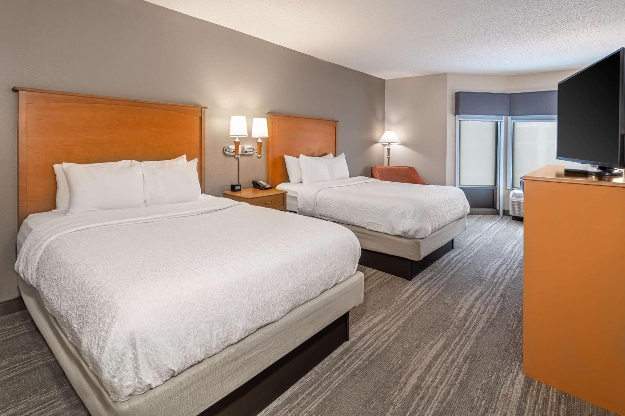 Hampton Inn & Suites Nashville-Vanderbilt-Elliston Place Exteriér fotografie
